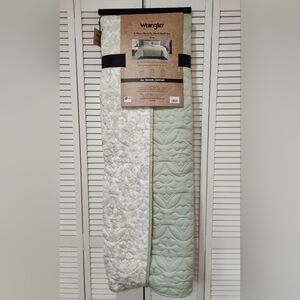Wrangler KING Size Floral Quilt Set